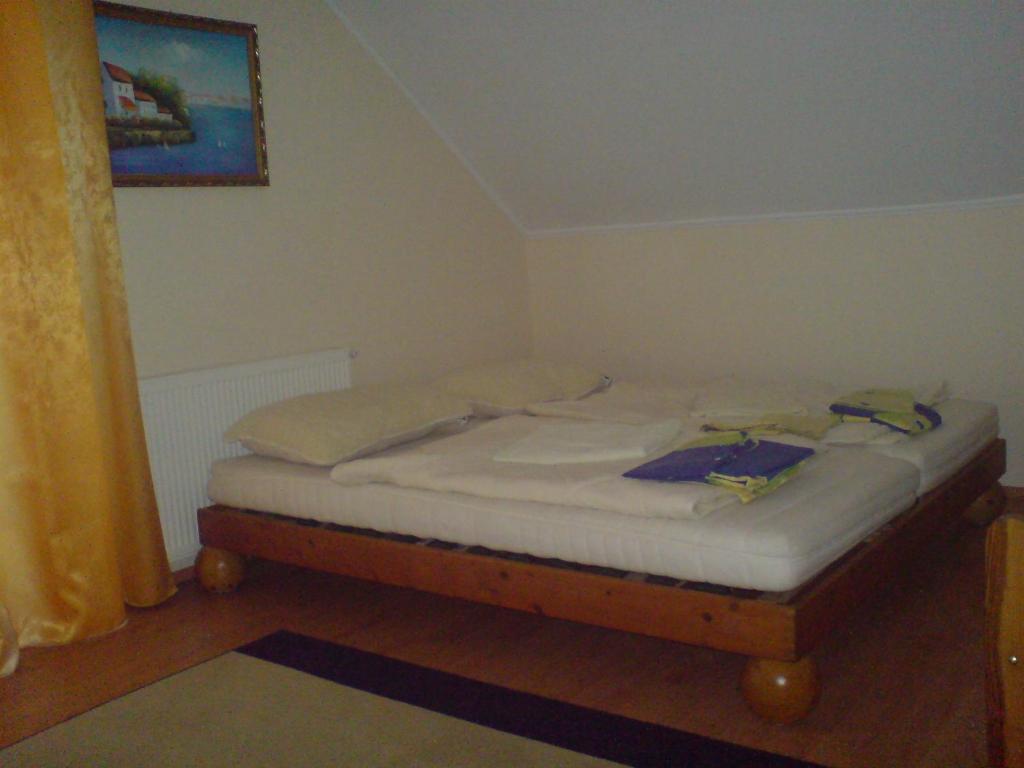 Szarvas Panzio Erdobenye Room photo